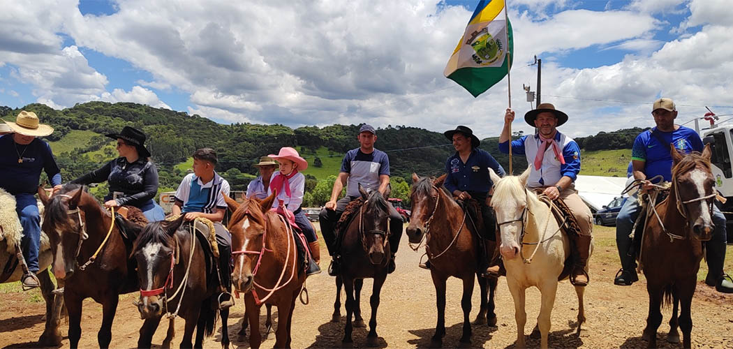 A formação cultural do Grande Oeste de Santa Catarina está profundamente ligada à presença e à influência da cultura gaúcha