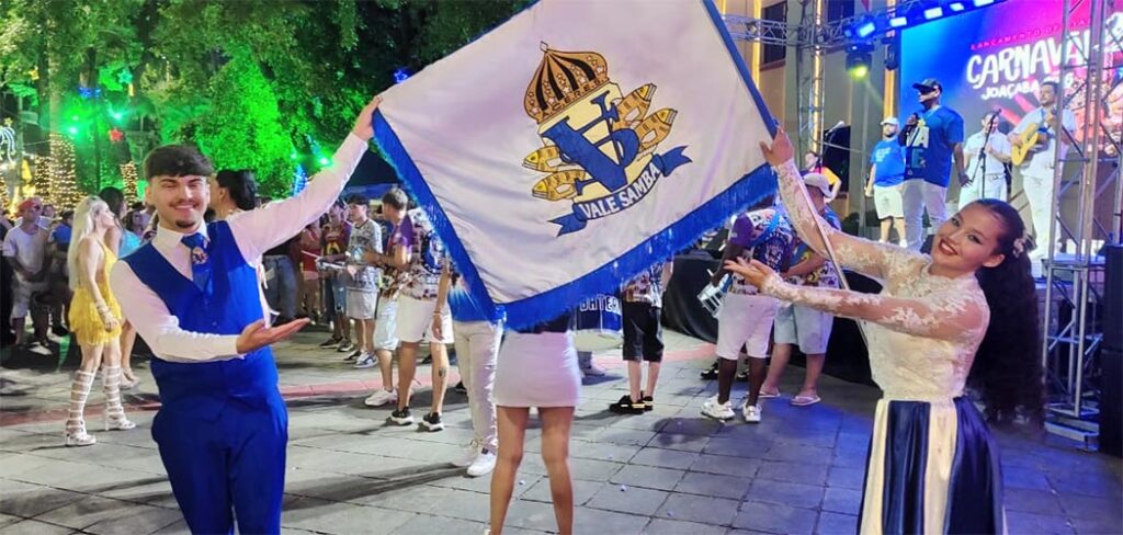 É HOJE! Joaçaba abre oficialmente o Carnaval 2026