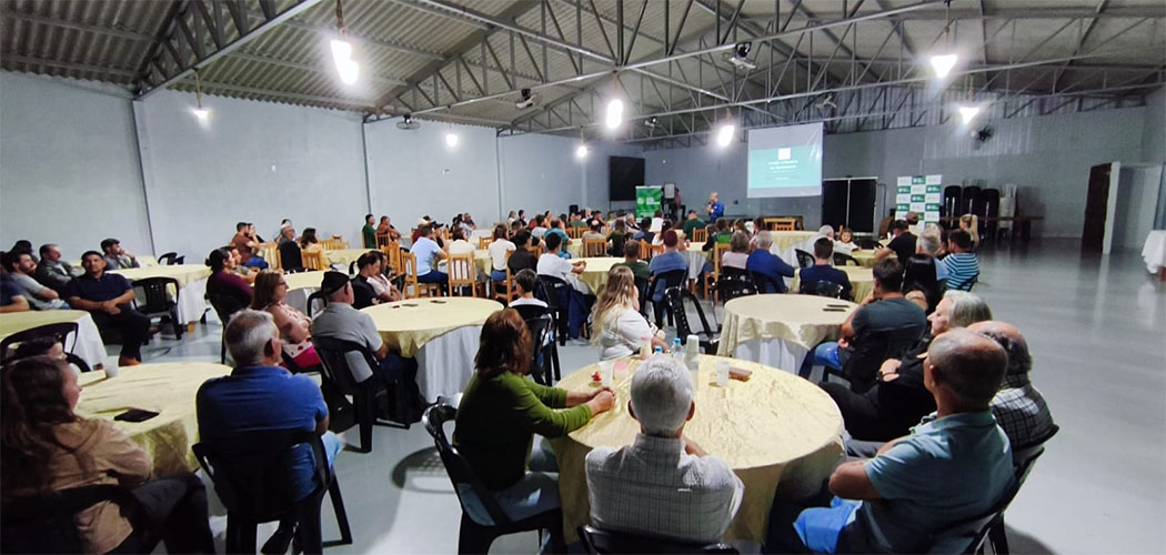 Sindicato Rural de Ponte Serrada promove encontro com mais de 120 produtores