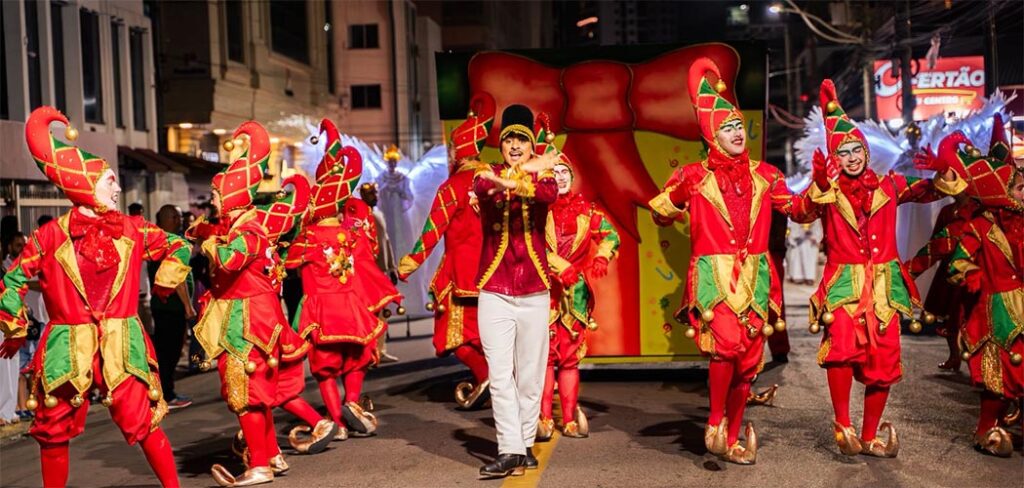 Com magia e fantasia, desfile “A Fantástica Fábrica de Brinquedos” encerra temporada em Itapema