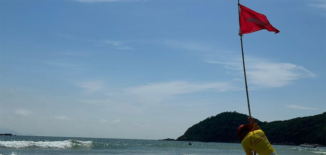CBMSC alerta: maioria dos afogamentos no mar acontece em áreas com corrente de retorno