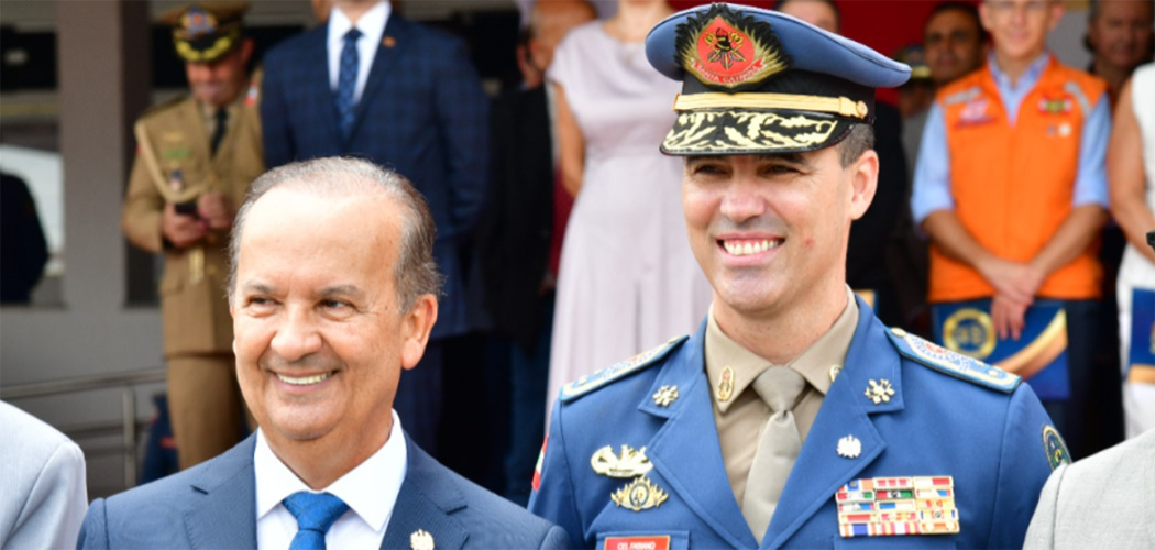 Investimento histórico, entrega de viaturas e promoções marcam solenidade do CBMSC