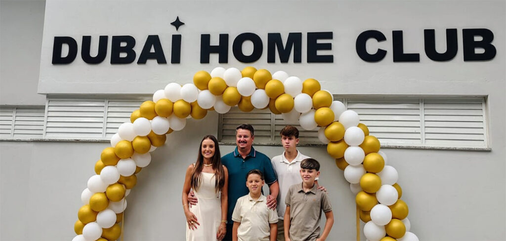 CEOs do Magilux com seus filhos Teodoro, Murilo e Caetano