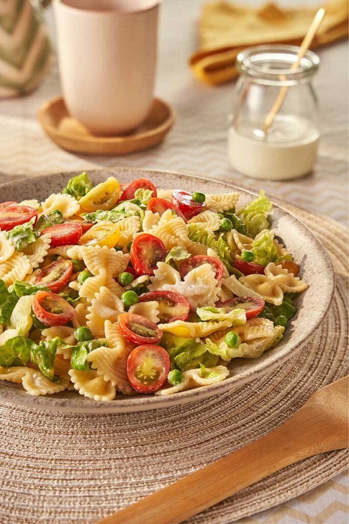 Salada de Macarrão Colorida