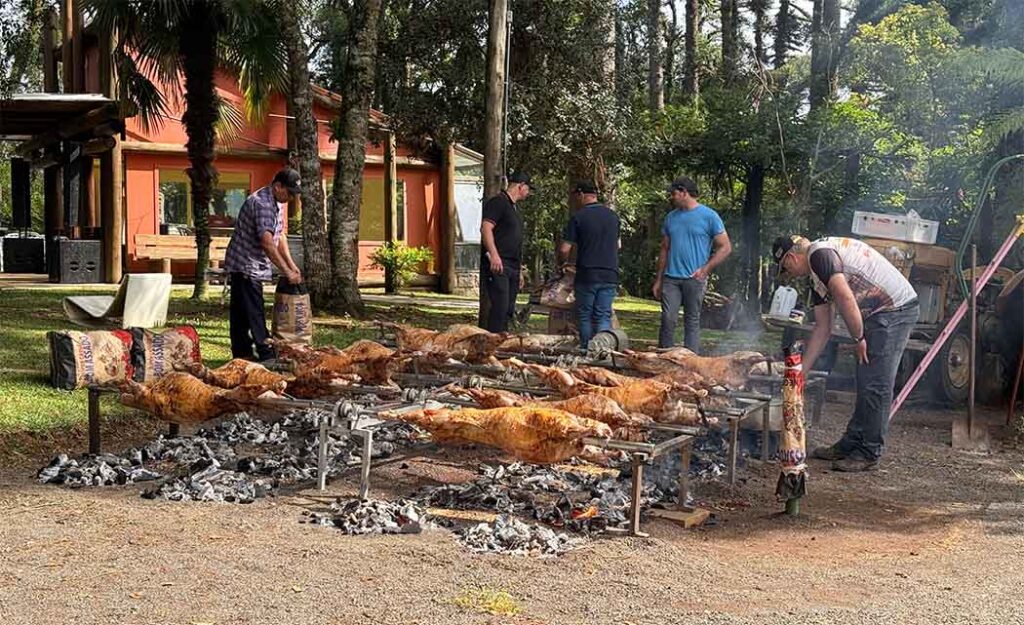 O tradicional Michuim, prato típico regional que valoriza a gastronomia e a identidade cultural de Fraiburgo