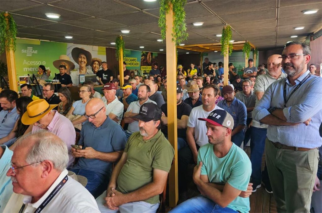 Governo de SC estabelece cooperação para fortalecer a ovinocaprinocultura no Estado
