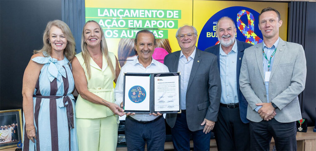 Santa Catarina lança Selo Pessoa com Autismo a Bordo com distribuição gratuita