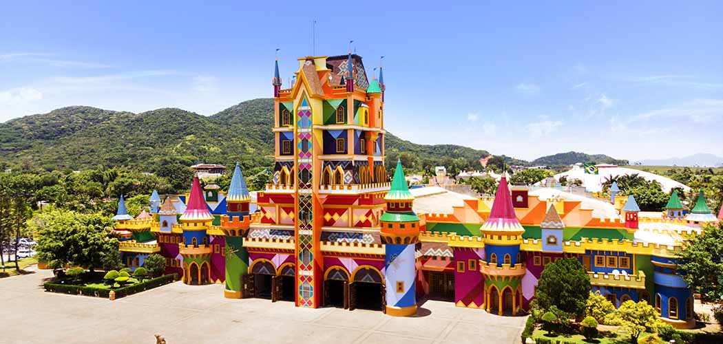 Beto Carrero World anuncia plano de expansão de R$ 2 bilhões com três novas áreas temáticas e complexo hoteleiro