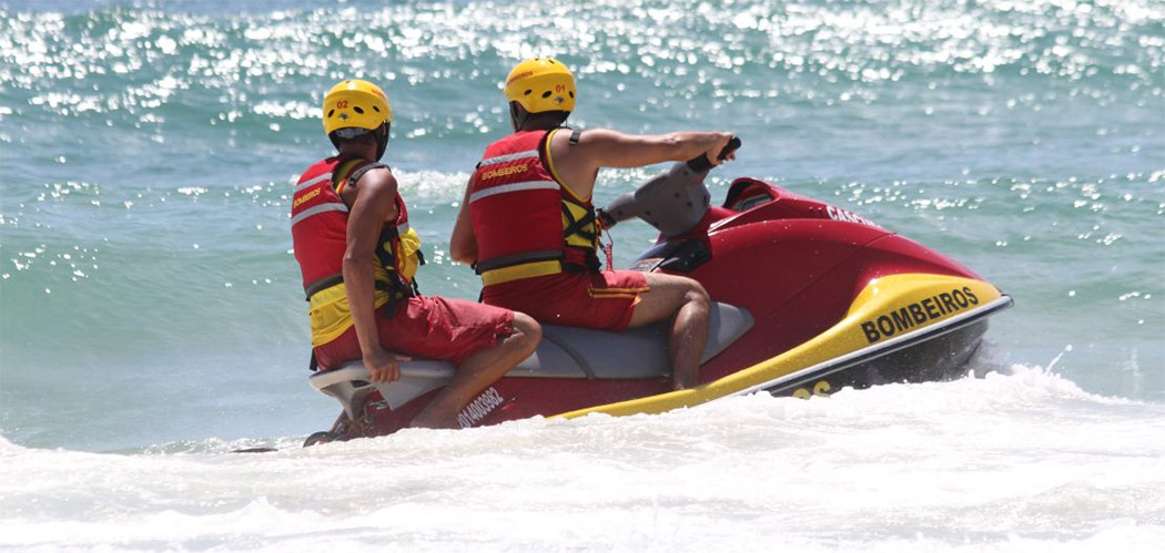 CBMSC encerra alta temporada com média de 43 salvamentos por dia e inicia pós-temporada no litoral catarinense