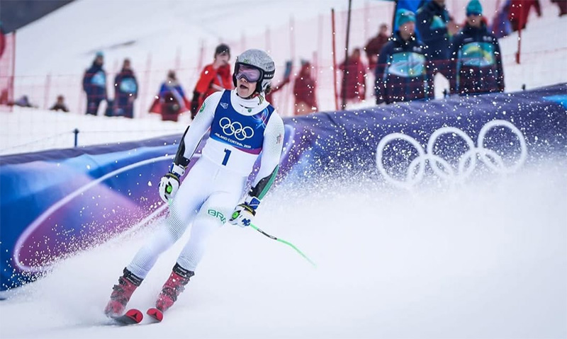 Brasil faz história com ouro inédito de Lucas Pinheiro  no slalom gigante nos Jogos Olímpicos de Inverno de 2026
