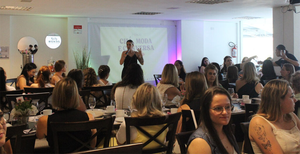 ACIOC Joaçaba - Chá - Moda e conversa - NME 