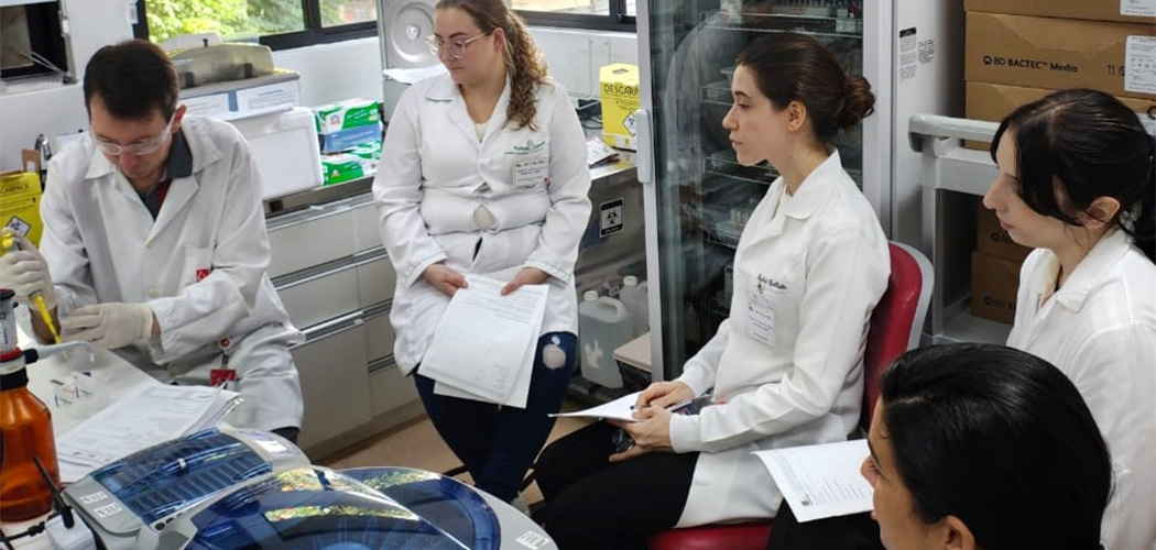 Hemosc e a qualificação em hemoterapia