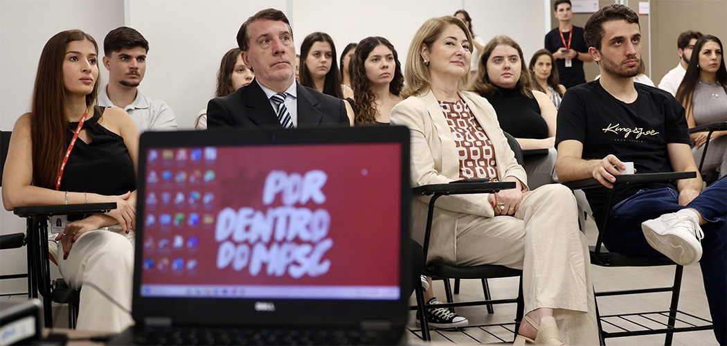 MPSC recebe visita de estutantes de Direito da Unoesc Videira