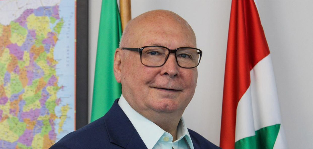 Professor Aristides Cimadon - Educação