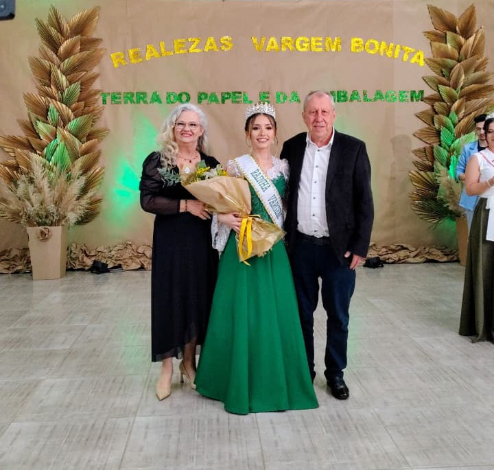 Realeza de Vargem Bonita - Rainha Caroline Vidal de Souza 