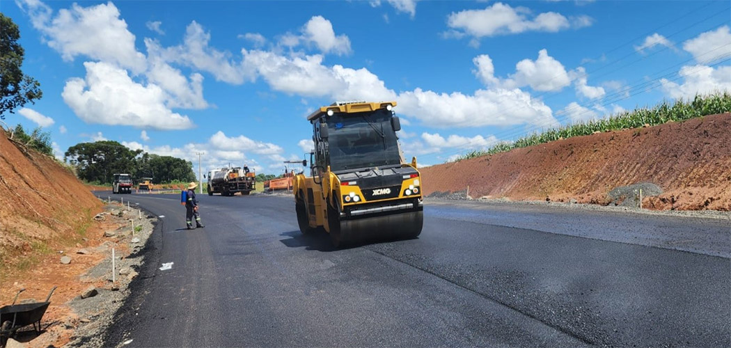 Estrada Boa: obras na SC-451 avançam e atingem 40% de execução entre Frei Rogério e Fraiburgo