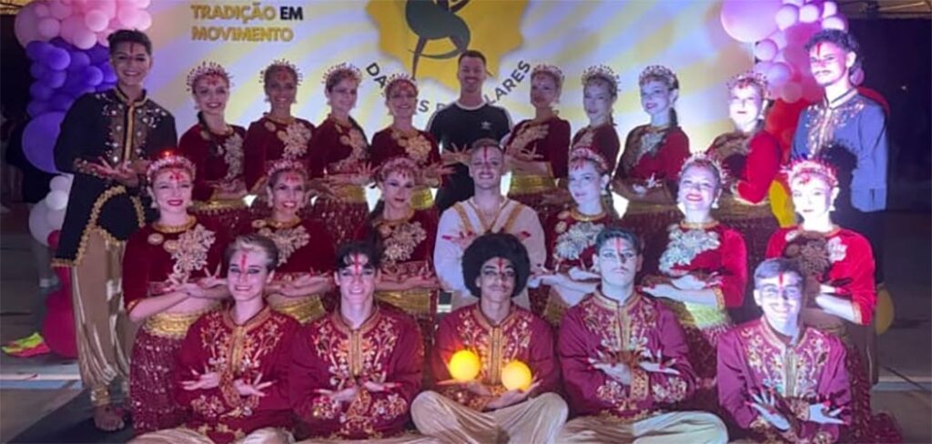 Unidos do Herval conquista 1º lugar no Festival Catarinense de Danças Populares em Maravilha