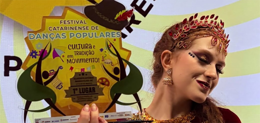 Unidos do Herval conquista 1º lugar no Festival Catarinense de Danças Populares em Maravilha