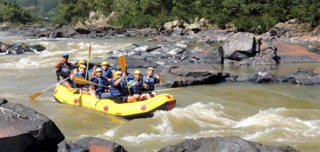 Estudantes de Educação Física da Unoesc Joaçaba participam de viagem voltada a esportes de aventura