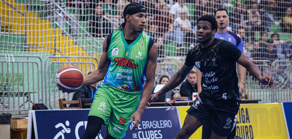 Os gigantes do UNOESC Basket Joaçaba fizeram valer o mando de quadra, e despacharam o IVV/CETAF na série de Playoffs