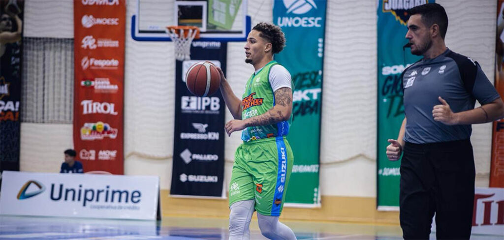 Basket Joaçaba vence o Fluminense e encerra fase regular com triunfo