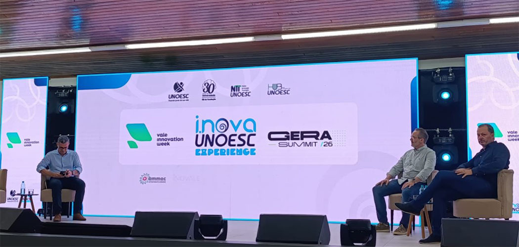 FIESC interage com a comunidade durante o Vale Innovation Week