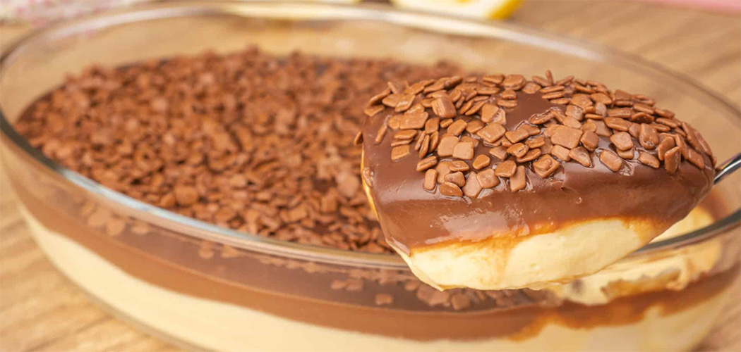 Mousse de maracujá e chocolate