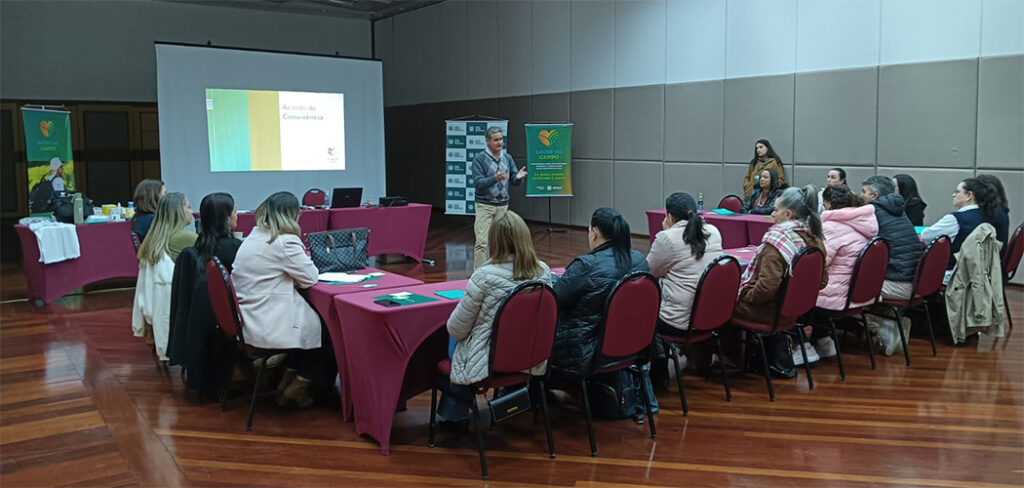 Supervisores comemoram o sucesso da capacitação