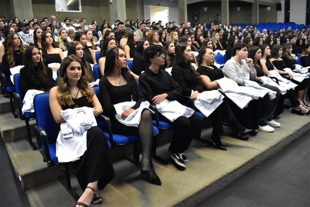 Unoesc Biomedicina cerimônia jaleco em Joaçaba