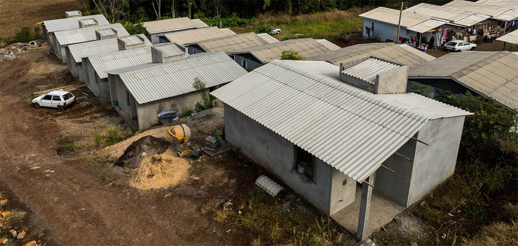 Obras do Programa Casa Catarina avançam em municípios do Oeste e moradias serão inauguradas em breve