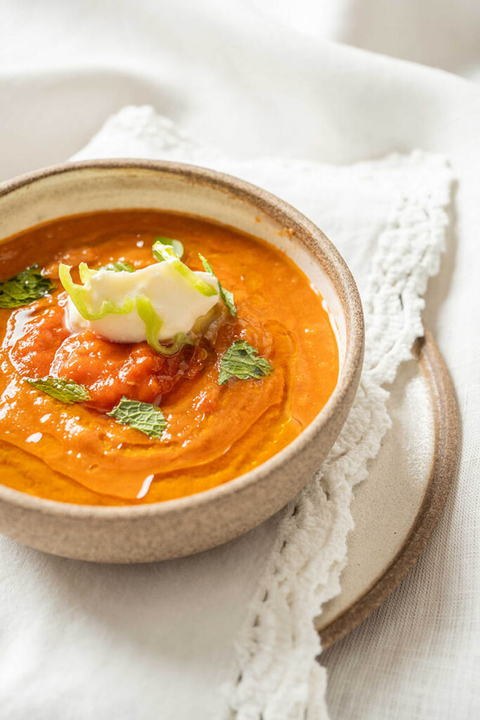 Creme de abóbora com gengibre e maracujá