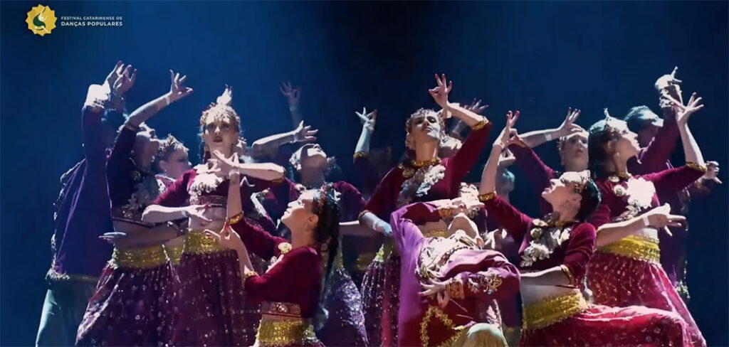 Unidos do Herval conquista títulos estaduais e leva Herval d'Oeste ao topo da dança popular catarinense