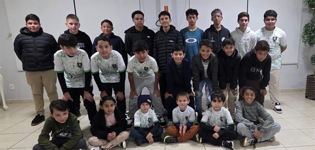 Projeto Bola de Ouro na SER Coocam completa 1 ano em Campos Novos