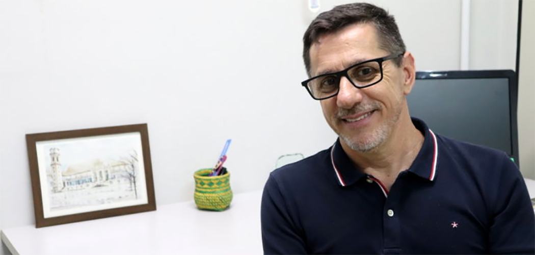 Alcides Goularti Filho não se limita à cátedra, ao artigo ou ao livro