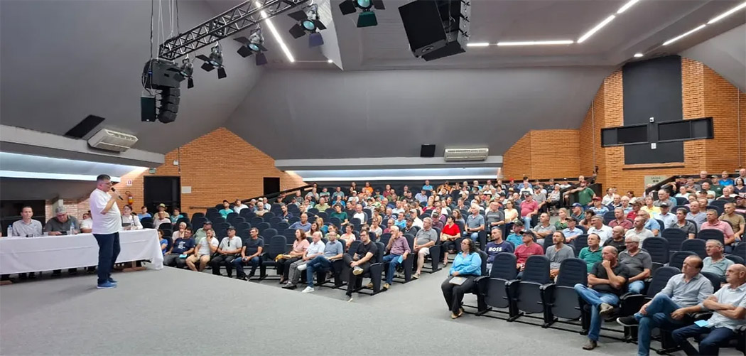 Tirol compra a PIÁ