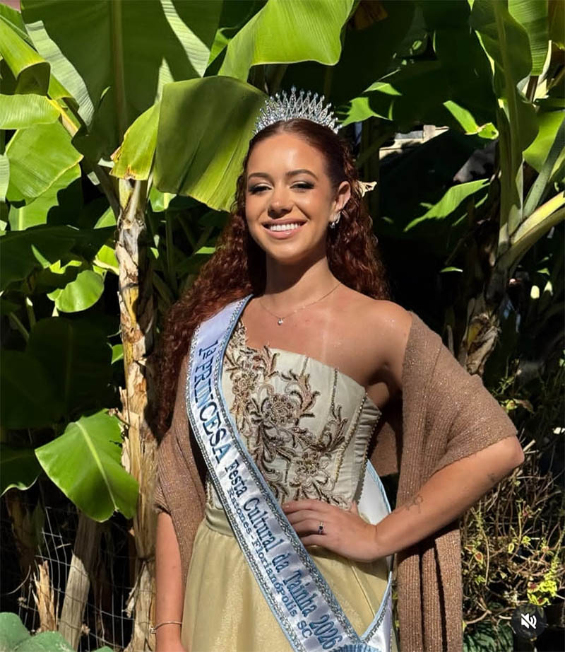 Realeza da Festa da Tainha de Ratones 2026 é coroada durante celebração que valorizou a cultura açoriana em Florianópolis