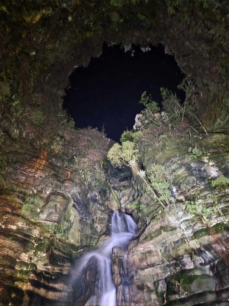 Buraco do Padre noite
