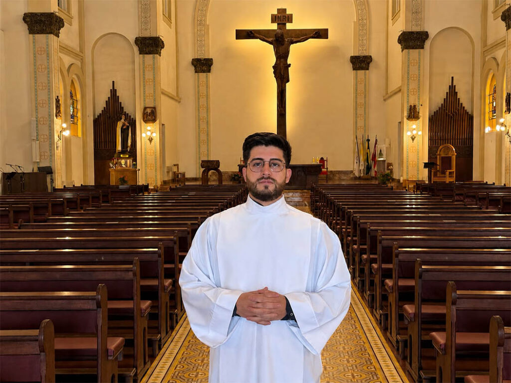 Diocese de Joaçaba Ordenação Diaconal Deonilson Telles