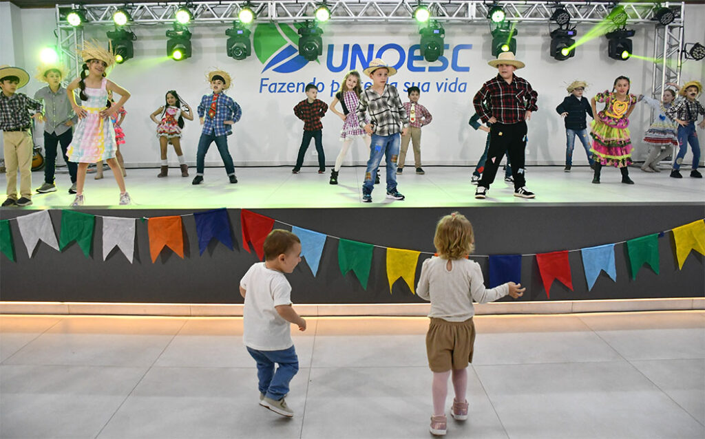 Festa Julina - Colégio Unoesc Joaçaba
