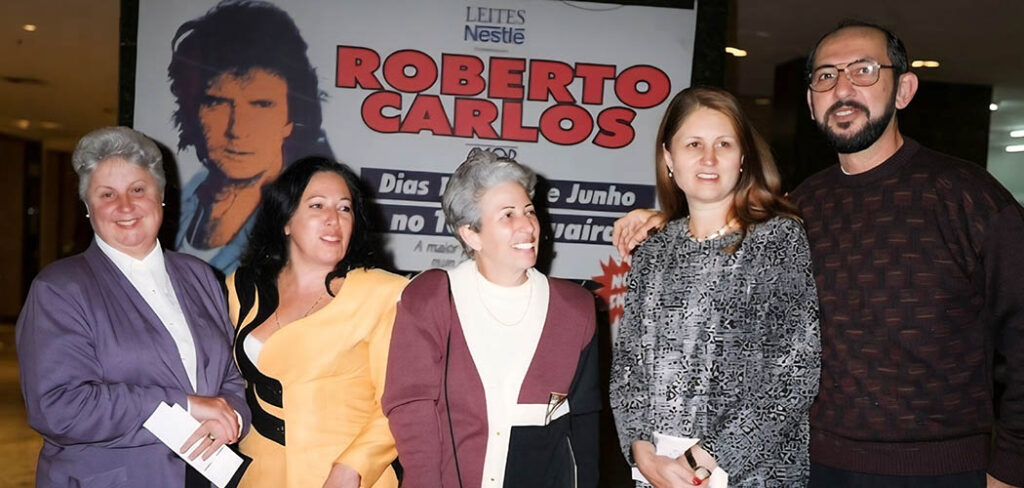 O baú do Roberto Carlos dos anos 90 aos dias atuais