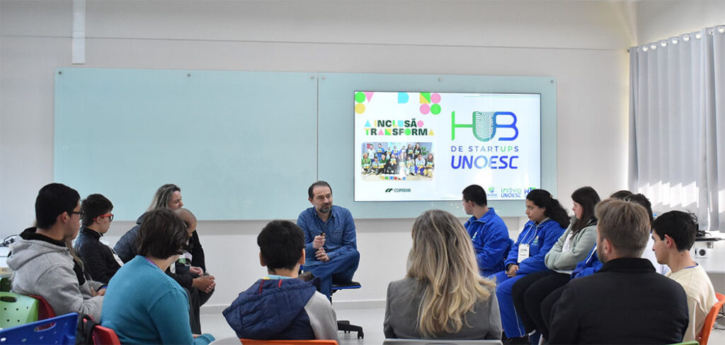 Unoesc recebe módulo de empreendedorismo do programa A Inclusão Transforma em parceria com a Copérdia