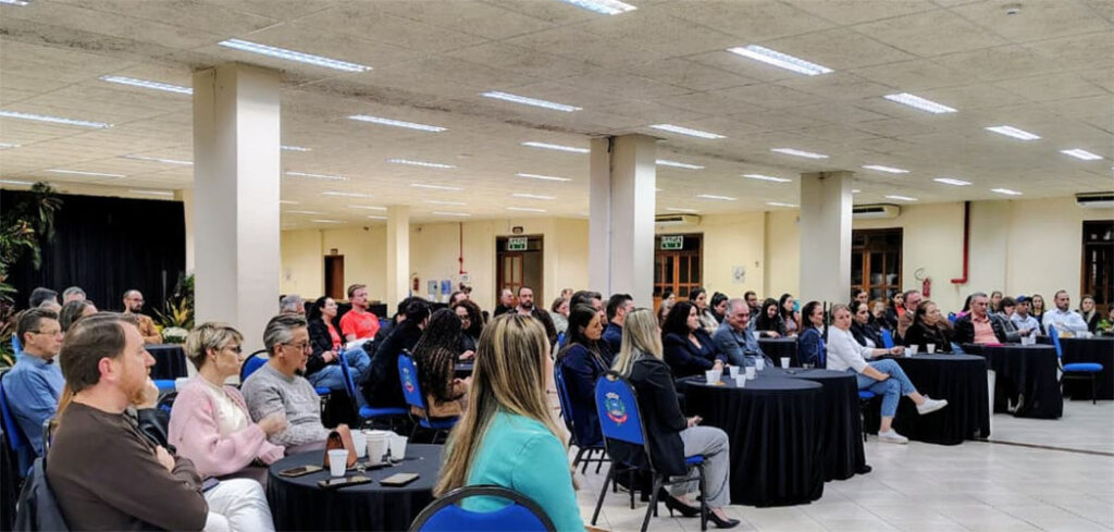 Roda de conversa em Piratuba reforça integração entre Estado, município e trade para fortalecer o turismo catarinense