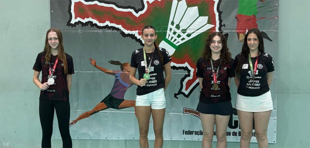 AMOB faz história e conquista todos os ouros da categoria Principal na III Etapa do Circuito Catarinense de Badminton