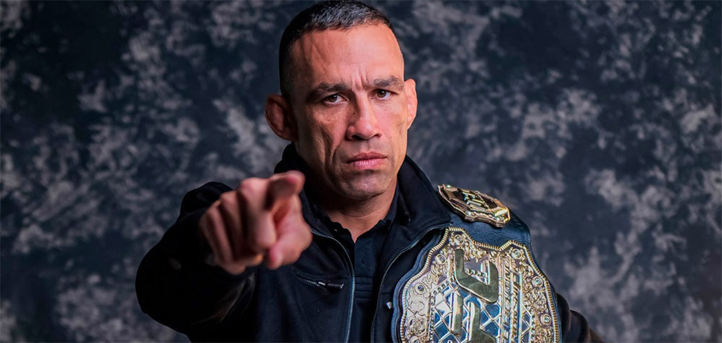 Fabrício Werdum leva lições de campeão ao palco do SEI26 em Içara