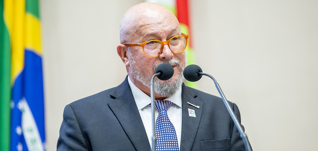 Sessão solene na Alesc homenageia os 78 anos da Fecomércio SC e os 80 anos do Sesc e do Senac
