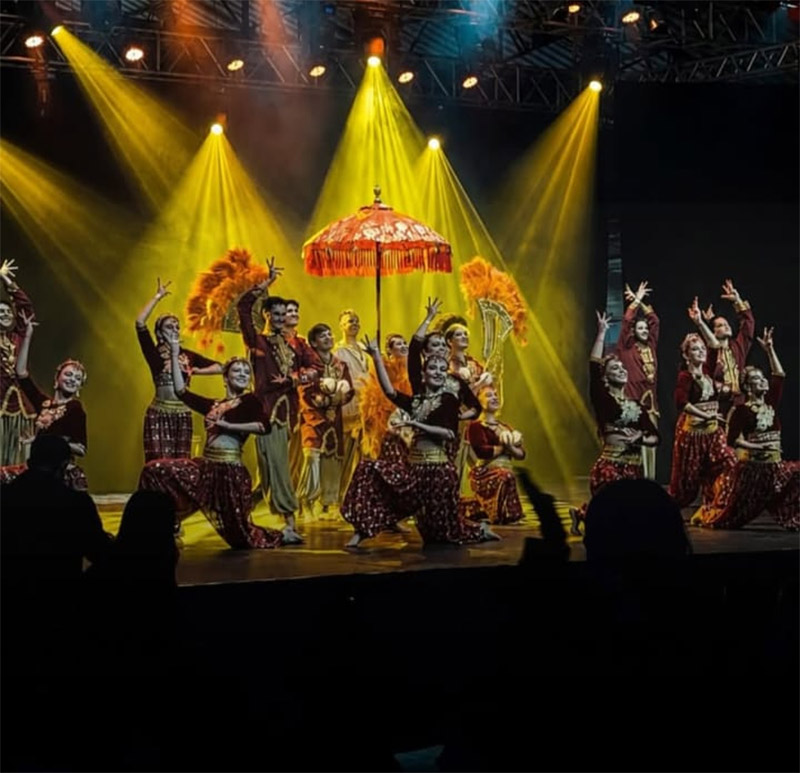 Oficina de Dança da Unidos do Herval conquista 1º lugar em Danças Populares Internacional no Dance Joaçaba
