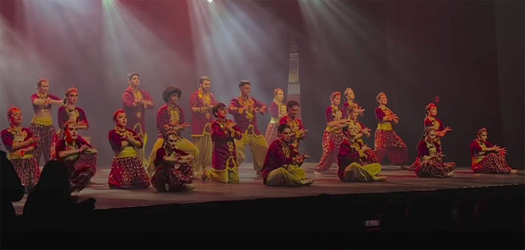 Oficina de Dança da Unidos do Herval conquista 1º lugar em Danças Populares Internacional no Dance Joaçaba