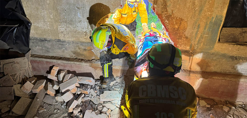 CBMSC mantém Grupos de Resposta a Desastres de todas as regiões em alerta neste final de semana