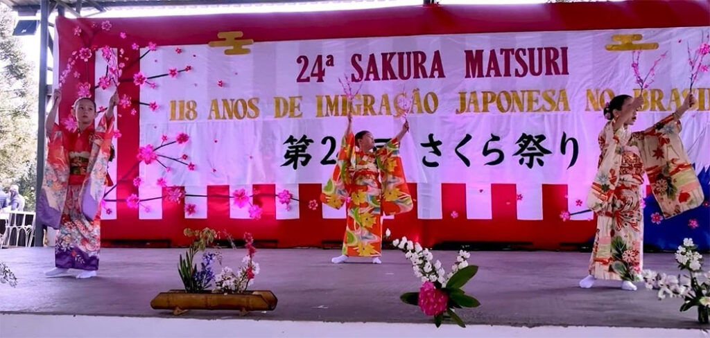 Entre cerejeiras, sabores e tradições, Frei Rogério celebra a cultura japonesa em SC