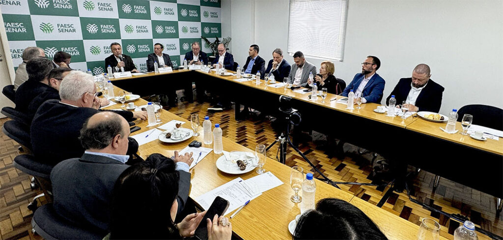 Setor produtivo debate crise do agronegócio e investimentos em rodovias
